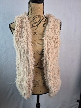 Faux Fur Open Front Vest - Cream
